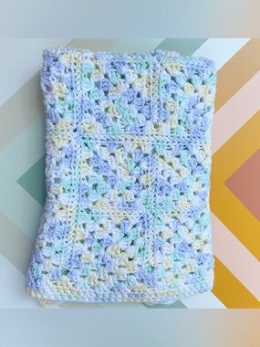 Baby Gender Neutral Afghan Blanket for newborn. Crocheted blanket for babies